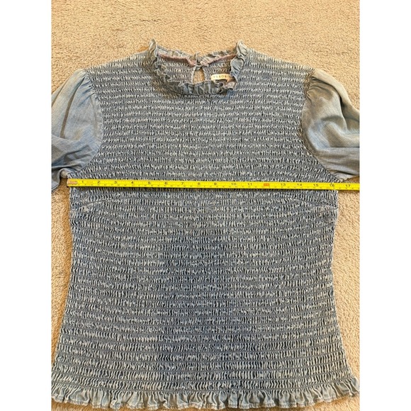 Veronica Beard Chambray Smocked Denim Top Ruffle Neck Puff Sleeve Blouse Women 2 - Picture 5 of 16